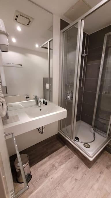 In Modern Center Of Apartment